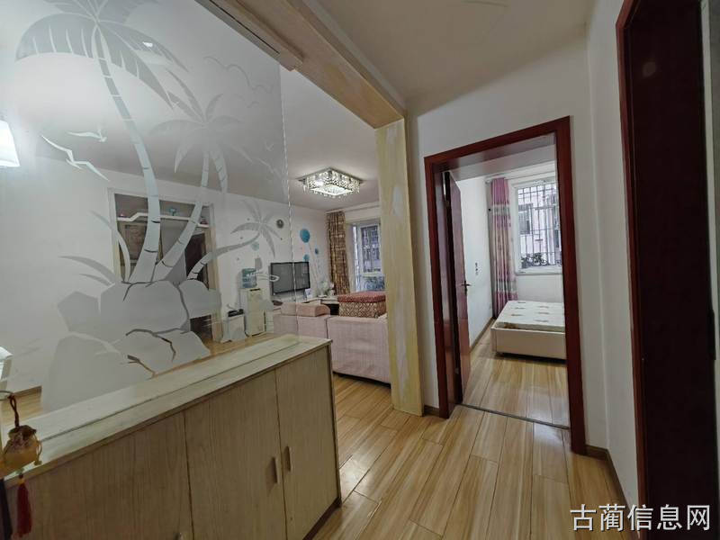 雅兰馨城三室两厅南北通透拎包入住