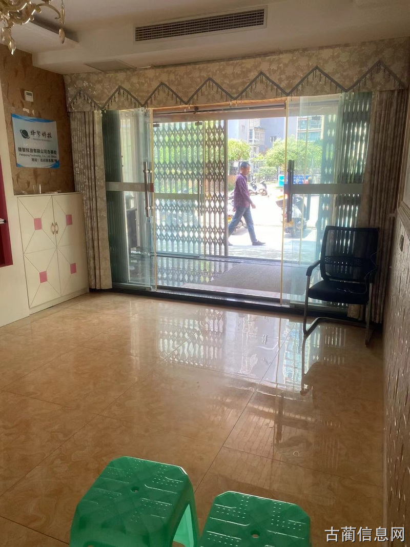 西区惠民居一楼三室一厅一厨一卫转让